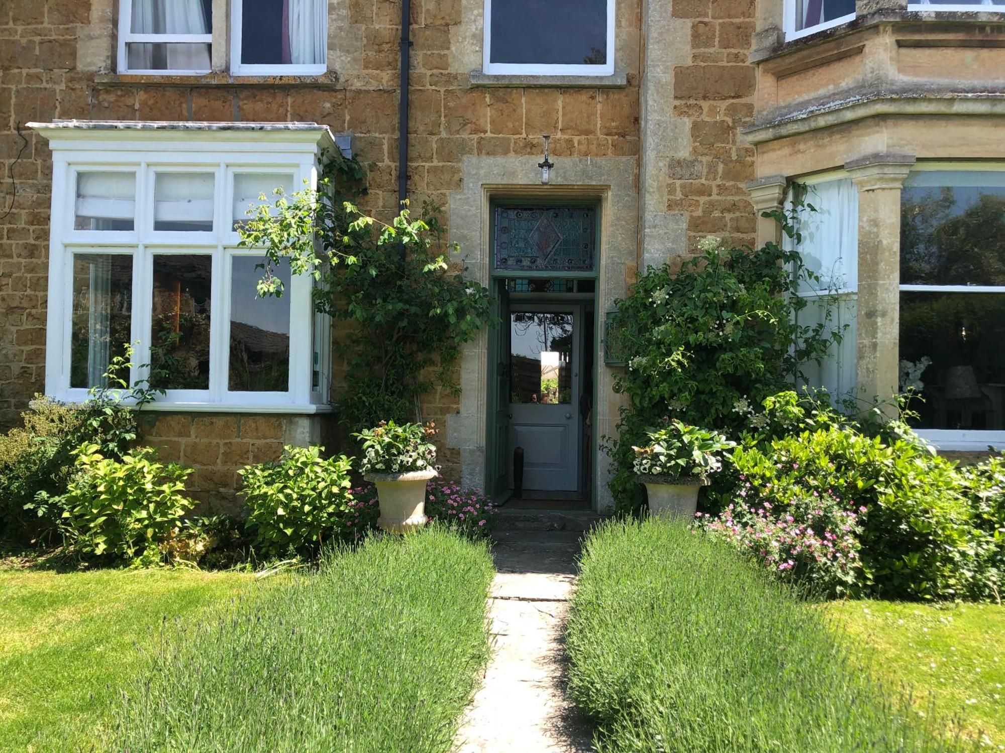 Ellesmere House Castle Cary Exterior photo